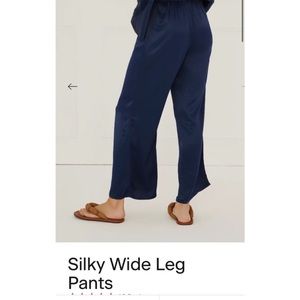 Silky wide leg pants Something Navy
